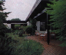 Tuinbezitter tegen wil en dank.